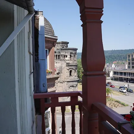 Porta Nigra Victus ترير