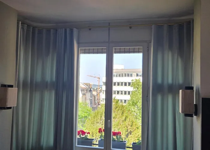 Porta Nigra Victus *