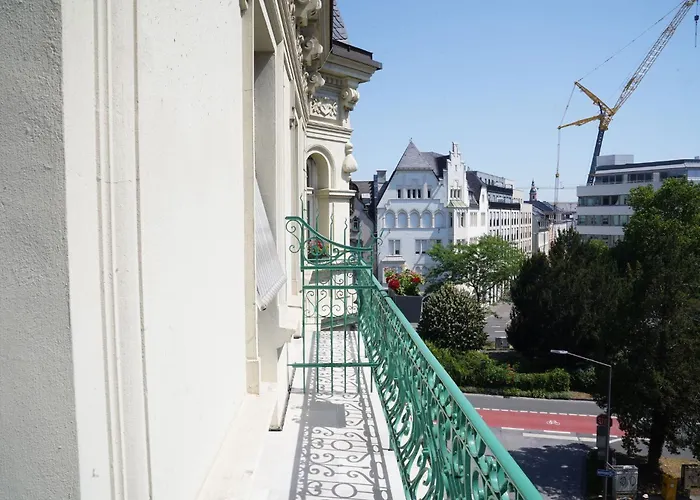 Porta Nigra Victus Hotel *